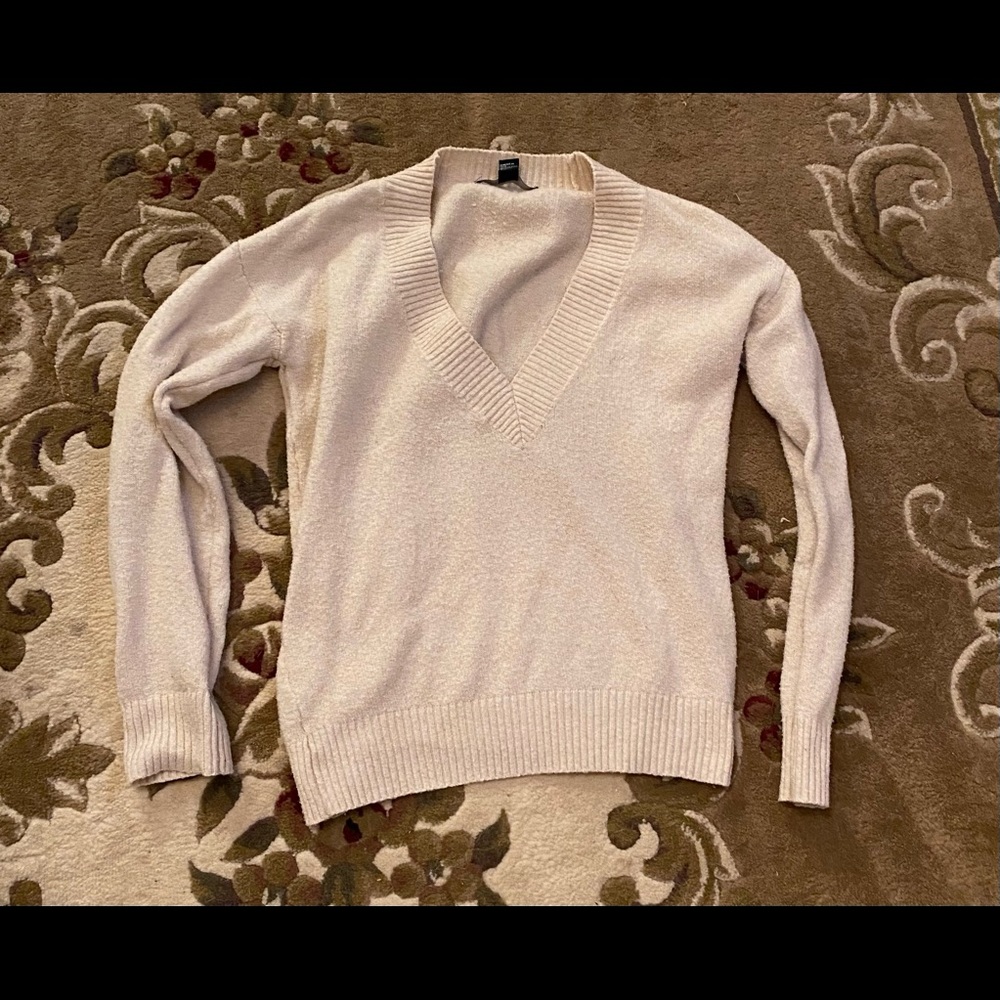 Forever 21 vneck tan sweater